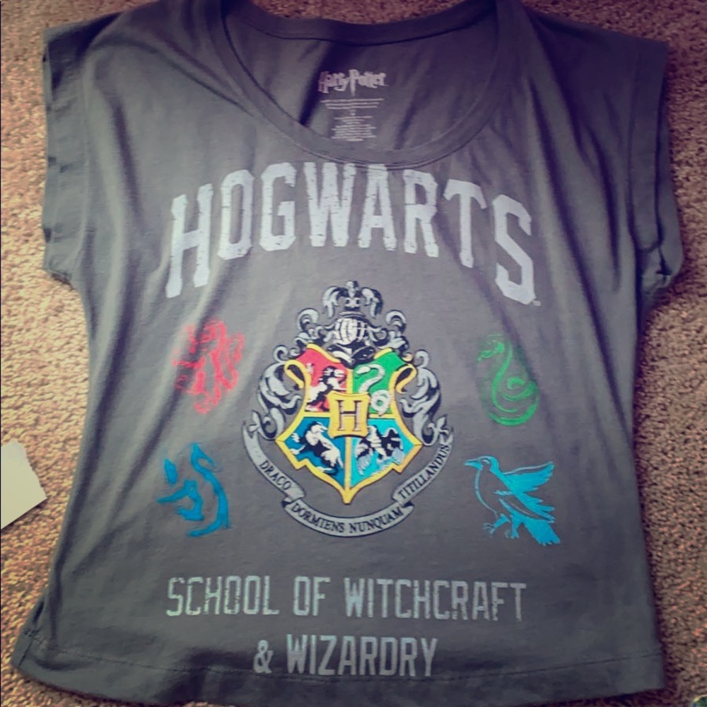 a crop top | harry potter |